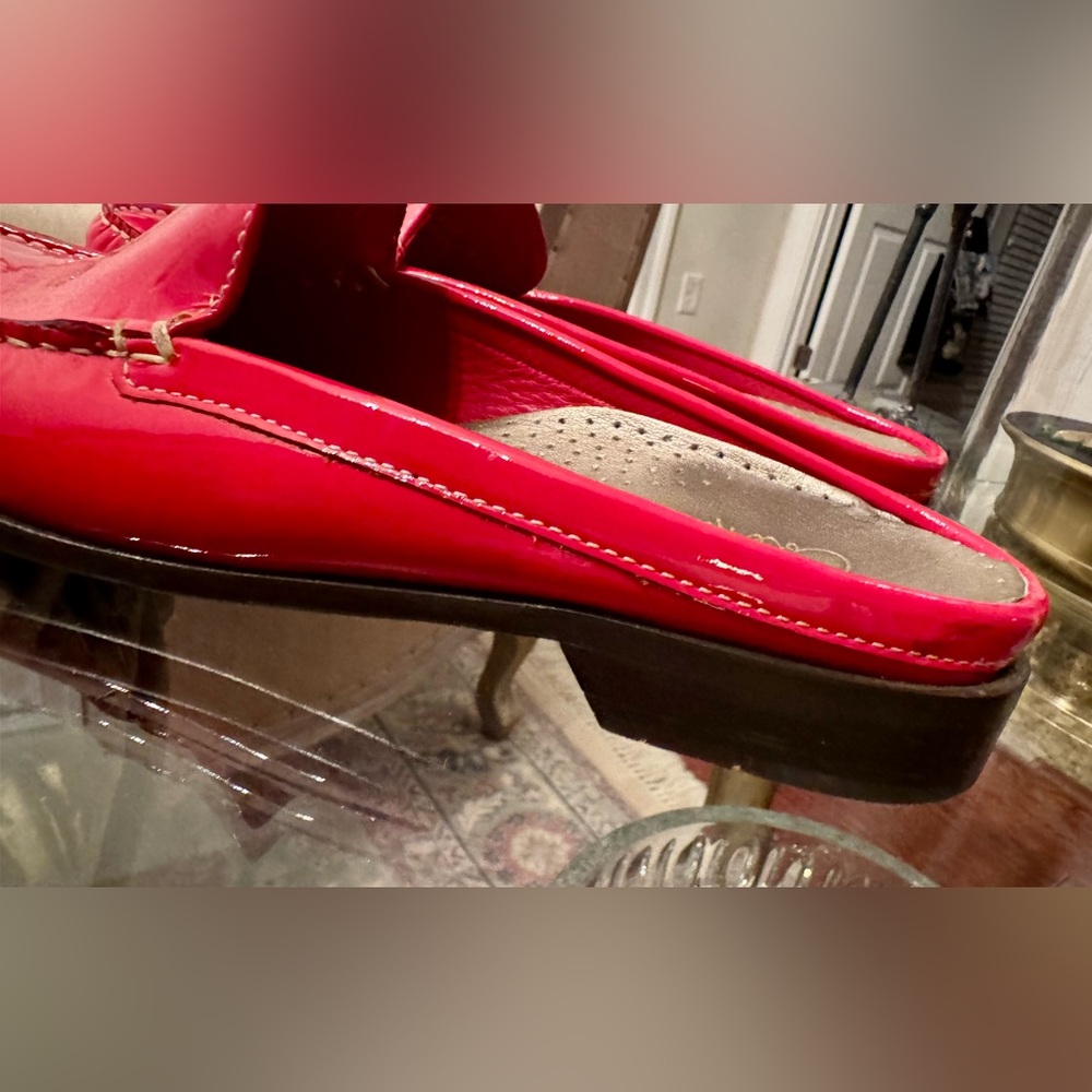 Cole Haan Women Vibrant Red Slip-On Loafers - 8.5 - Picture 3 of 10
